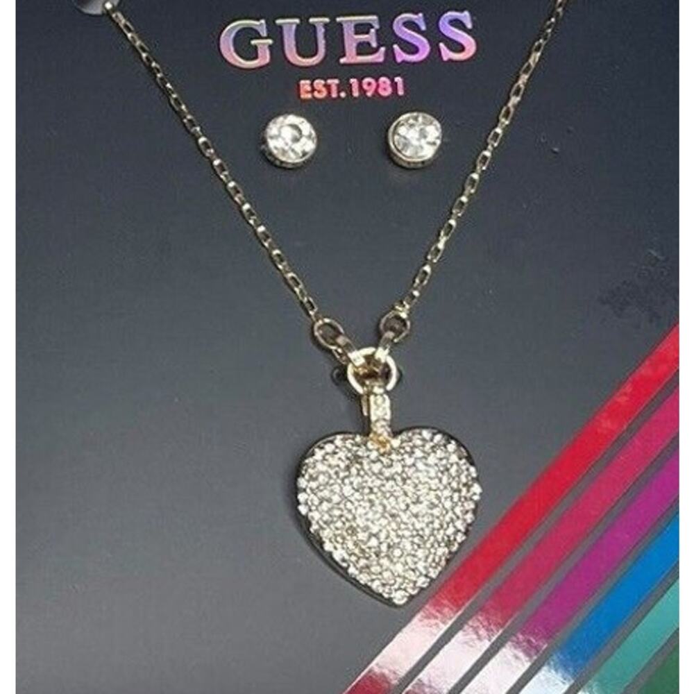 Guess Gold Tone Heart Charm Necklace Earrings (3pc Set) Travel Case Trendy NWT